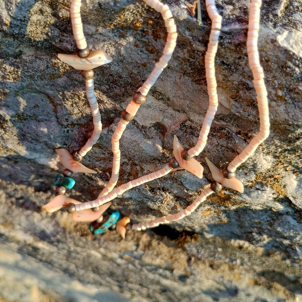 VTG 1970s artisan crafted, Native American, double-strand fetish choker, Zuni